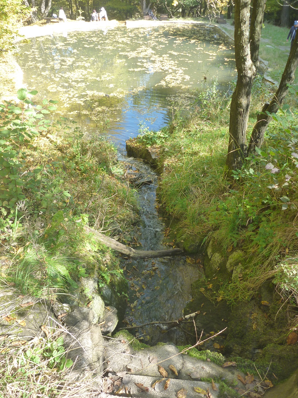 The stream that fills the lakes